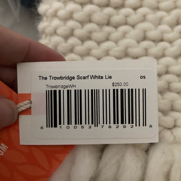 Shit that I knit Trowbridge Scarf White Lie Cream - Picture 5 of 12